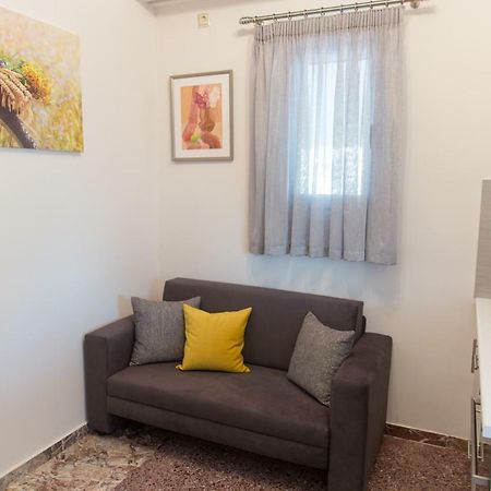 Ivannas Penthouse Атина Екстериор снимка
