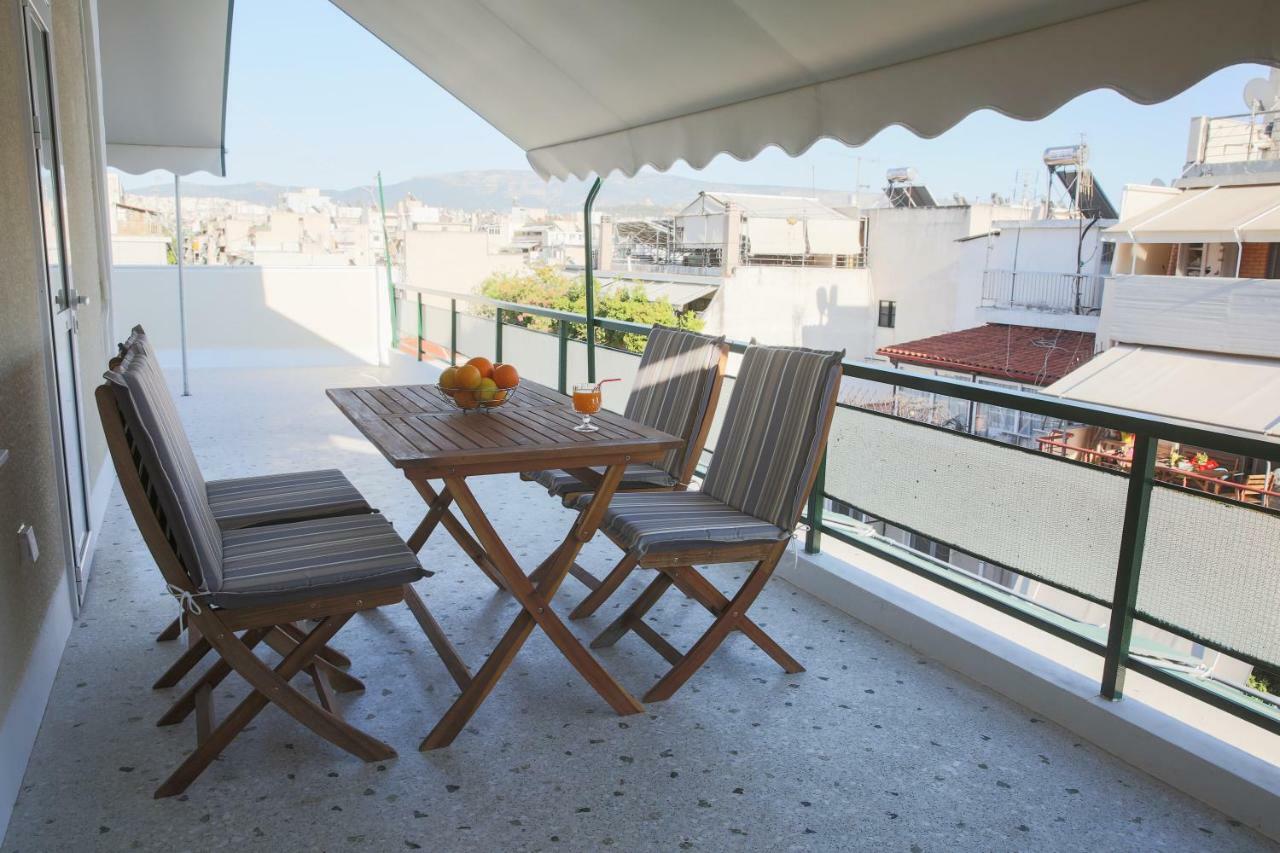 Ivannas Penthouse Атина Екстериор снимка