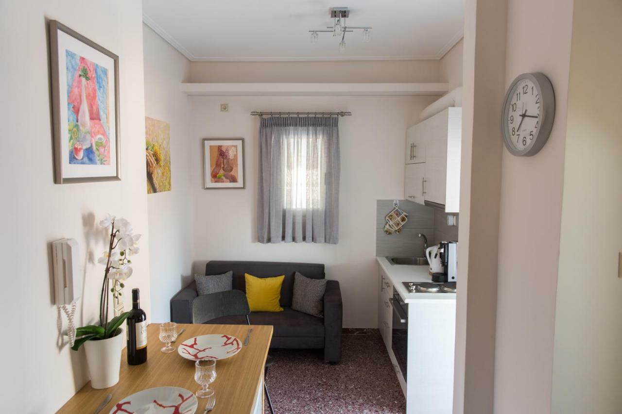 Ivannas Penthouse Атина Екстериор снимка