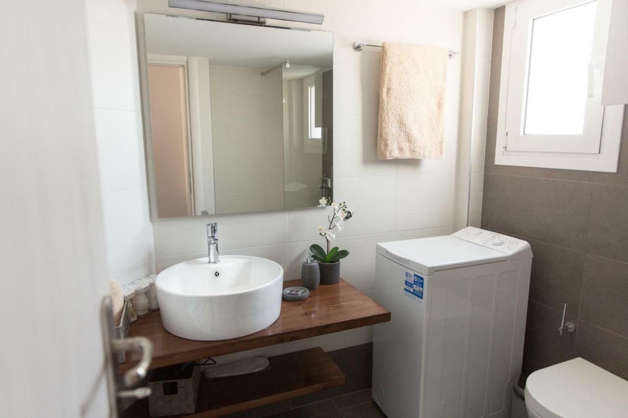 Ivannas Penthouse Атина Екстериор снимка