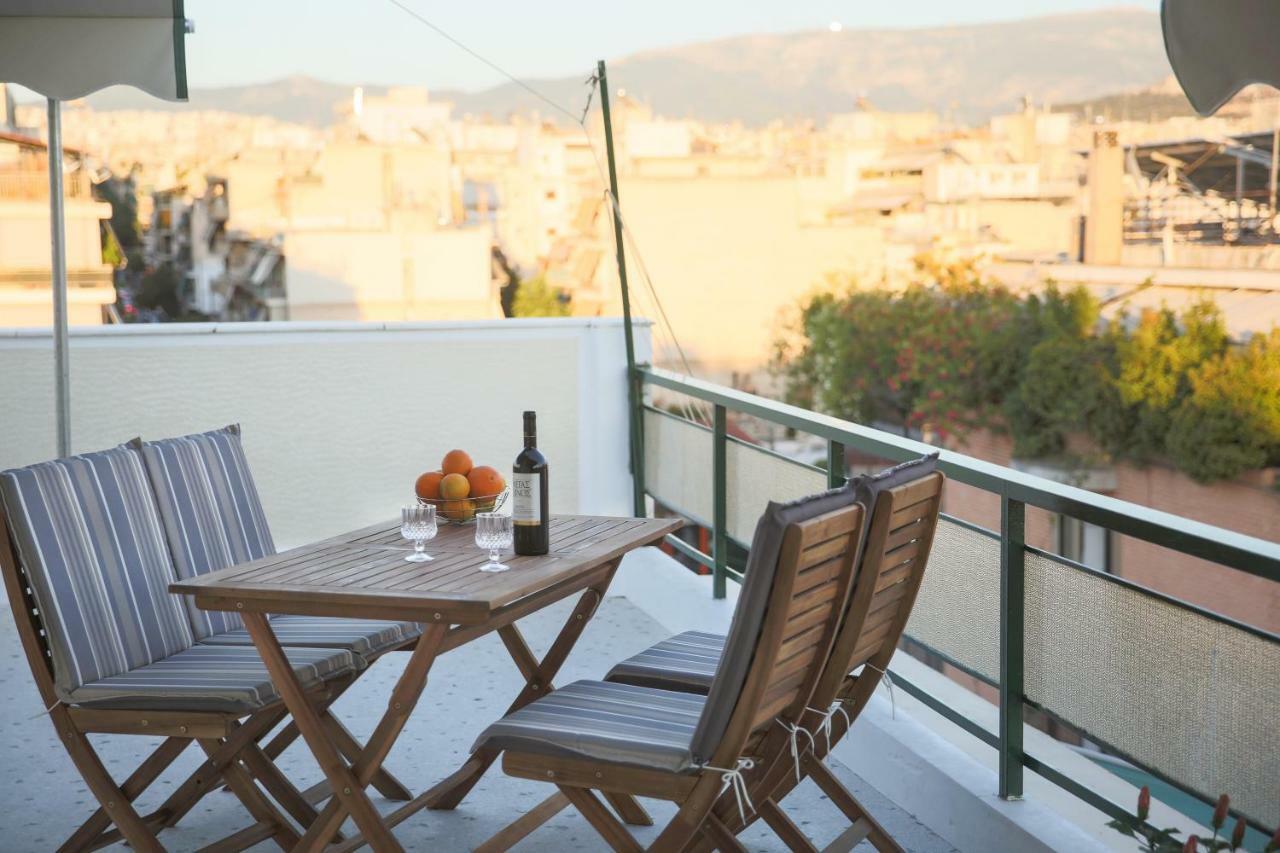 Ivannas Penthouse Атина Екстериор снимка